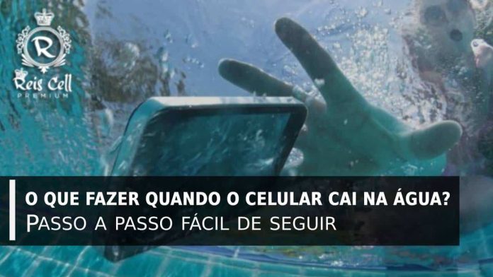 O que fazer quando o celular cai na água