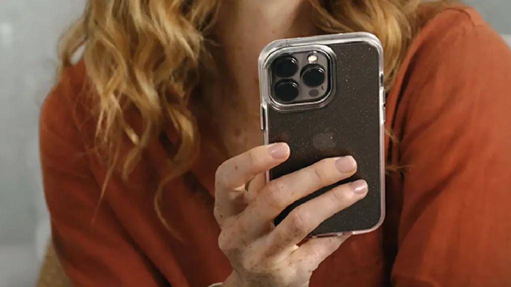 OtterBox Symmetry Series: Proteção Elegante e Compacta para o seu Smartphone | Review Completo