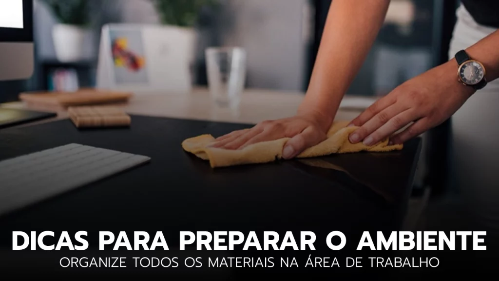 Ambiente preparado para a aplicação de película de proteção em celular.