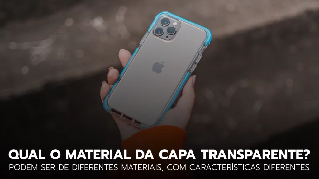 pessoa segurando capa transparente